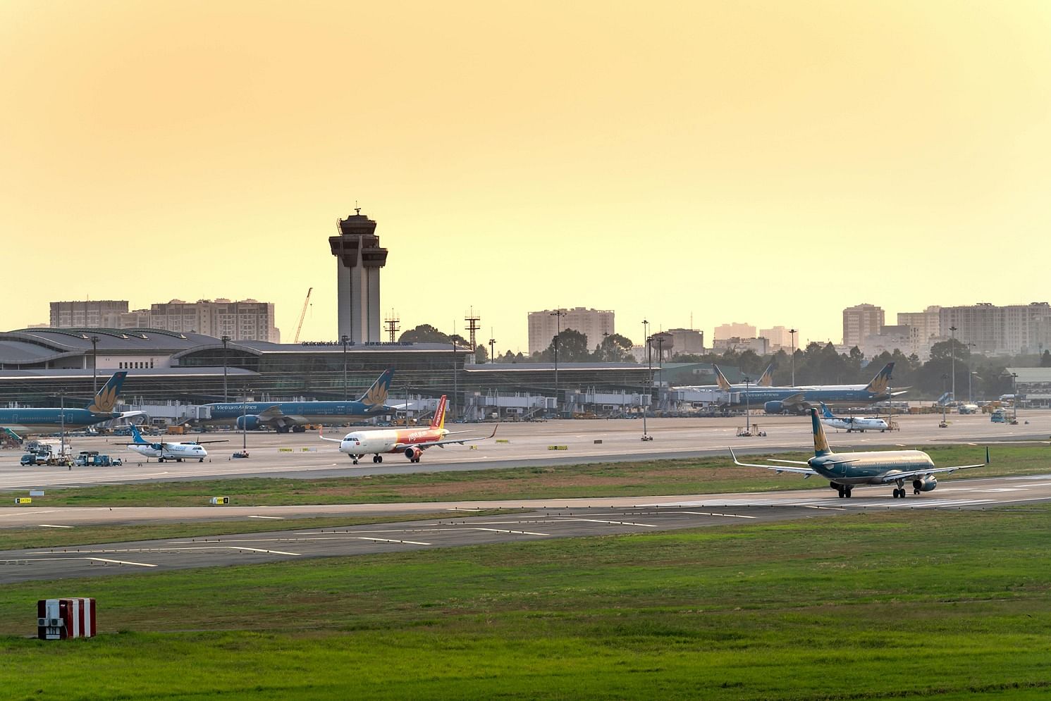 What is a Layover Flight? Tips for Turning Flight Breaks into Fun